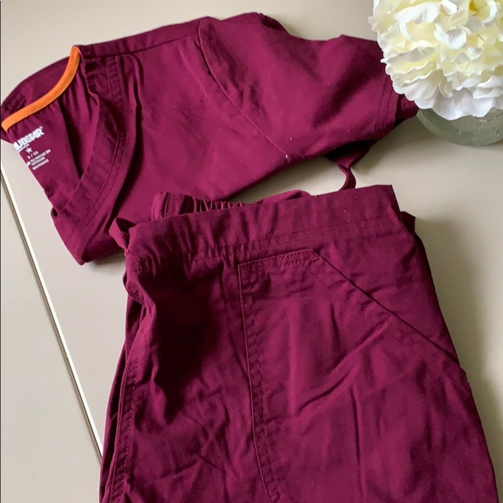 Scrub star scrubs size small